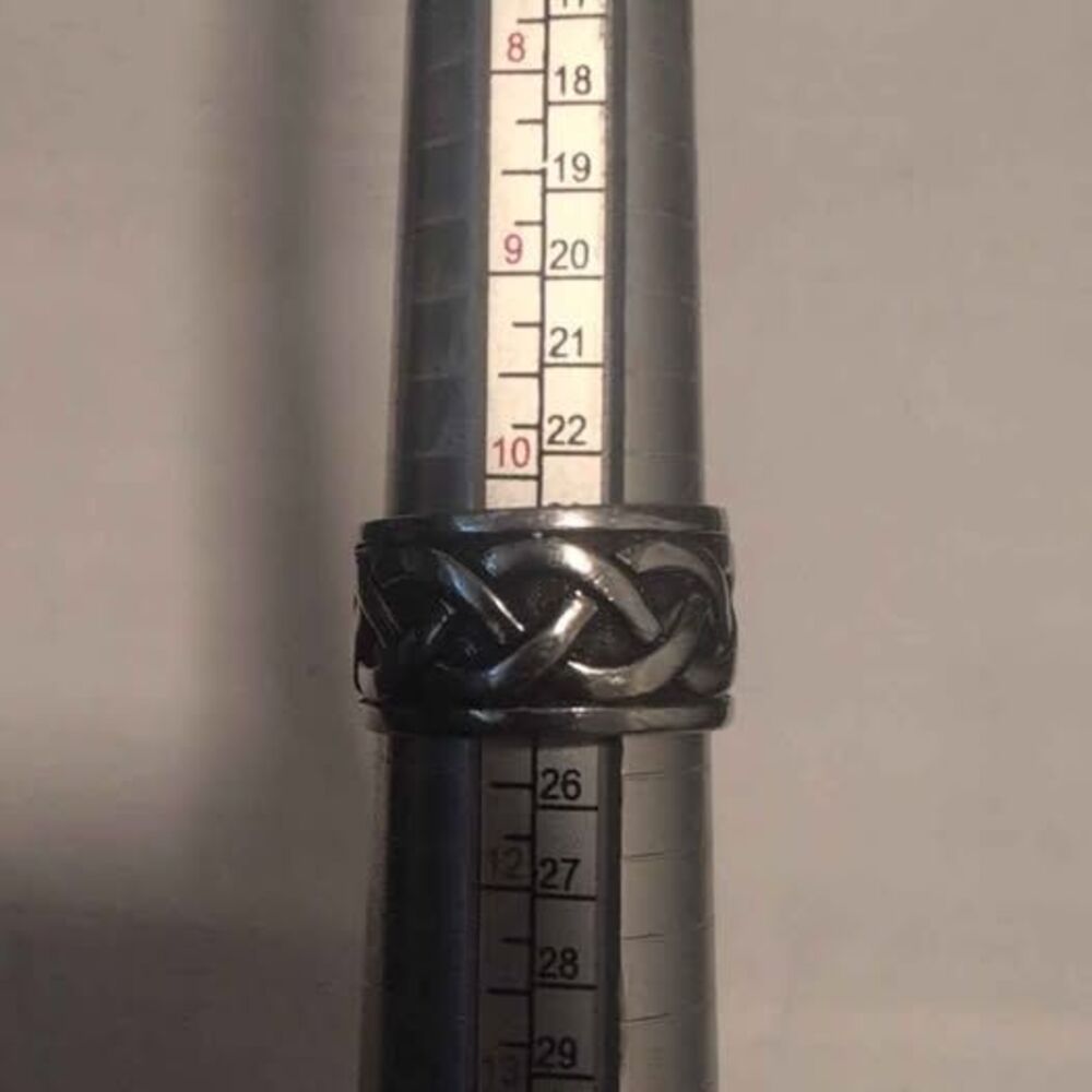 Celtic Knot Silver Ring Size 11